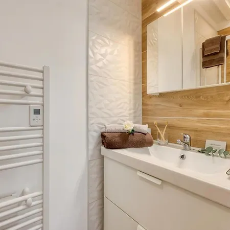 Mourillon Proche Boheme Chic Cosy & Confort - Ideal Couple Et Professionnel - Speciale - Holyriviera Services Apartment Toulon